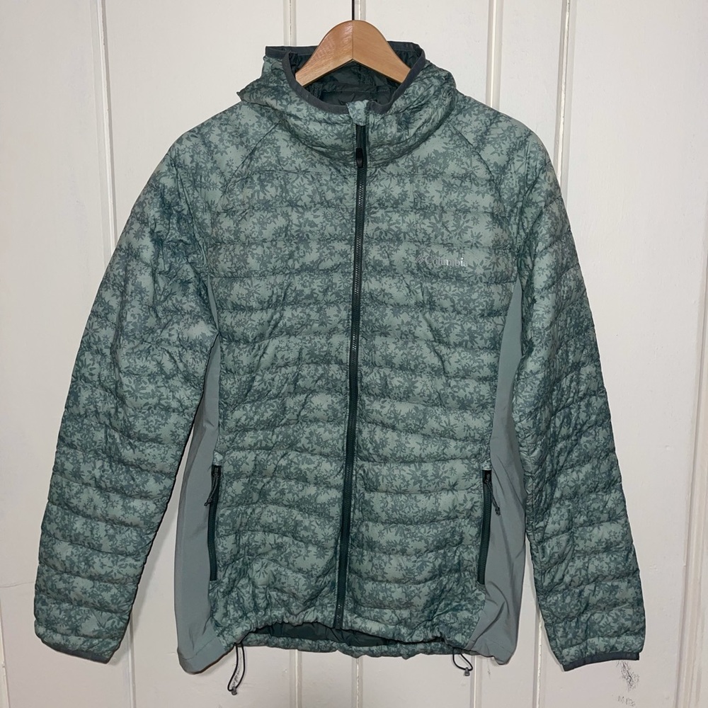 Columbia lightweight puffer coat
